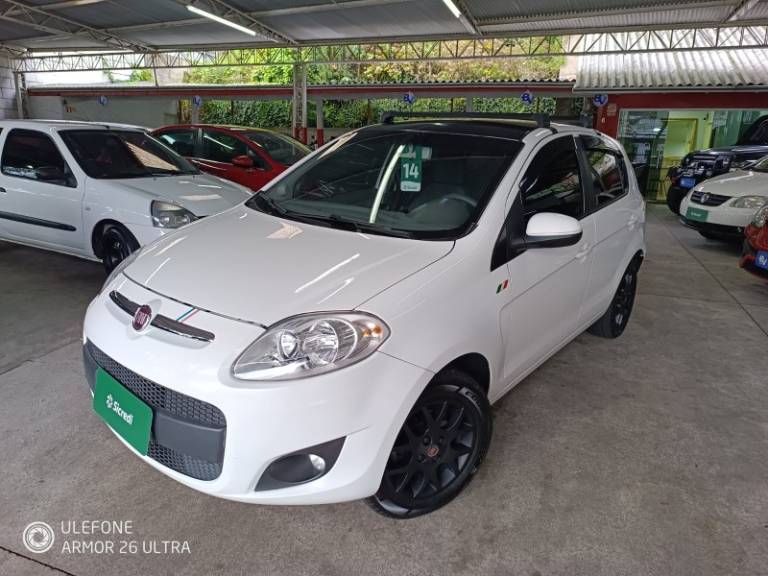 FIAT - PALIO - 2014/2014 - Branca - R$ 33.900,00